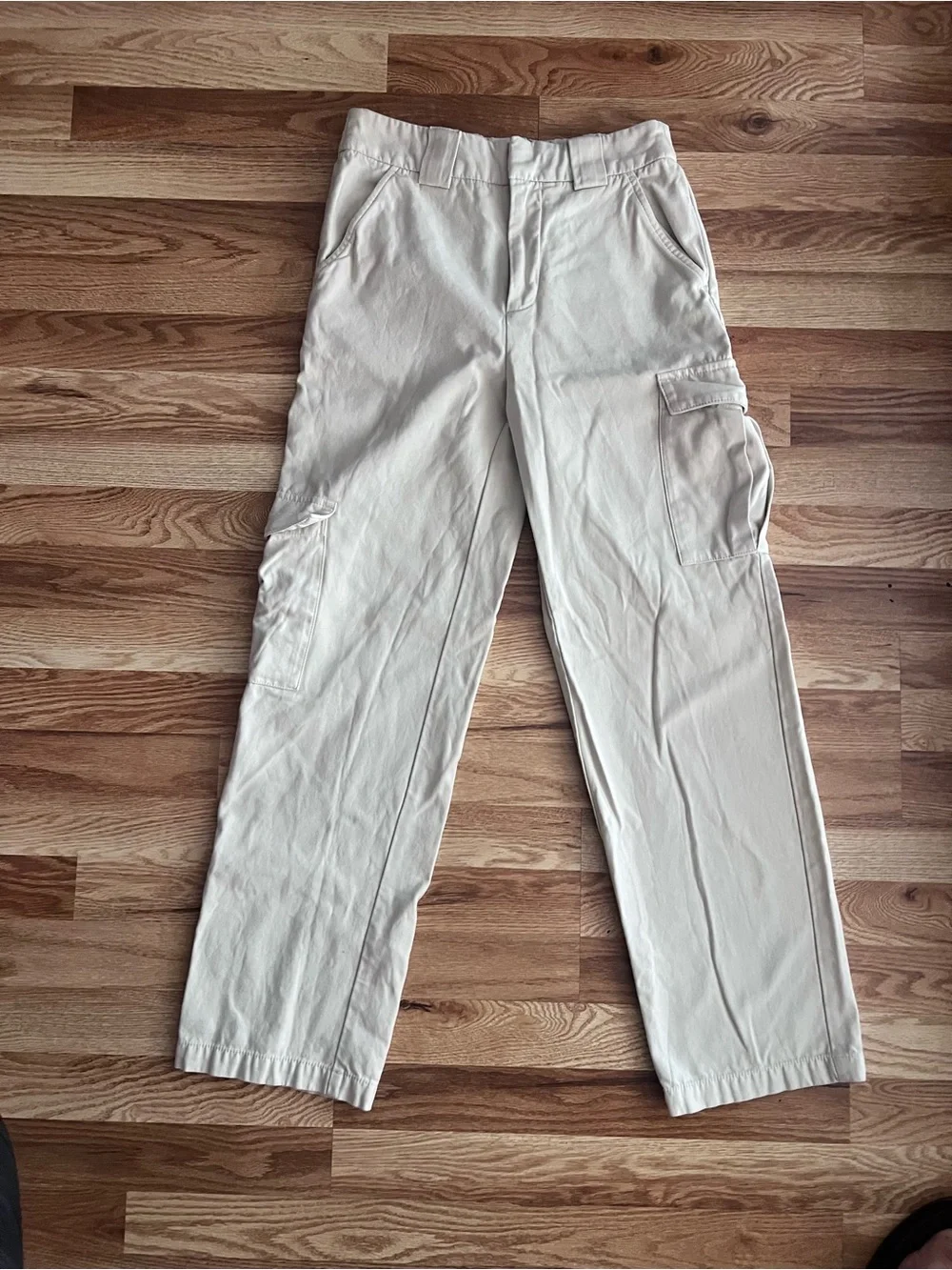 TNA Wide-Leg Cargo Pants in Light Beige